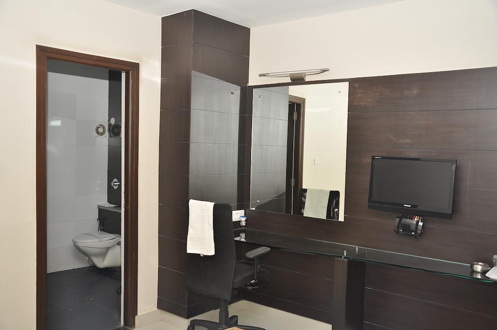 City Home Chennai Bagian luar foto
